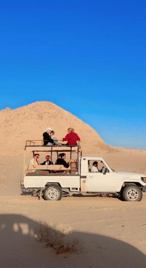 Calm Camp Bed & Breakfast Wadi Rum Exterior foto