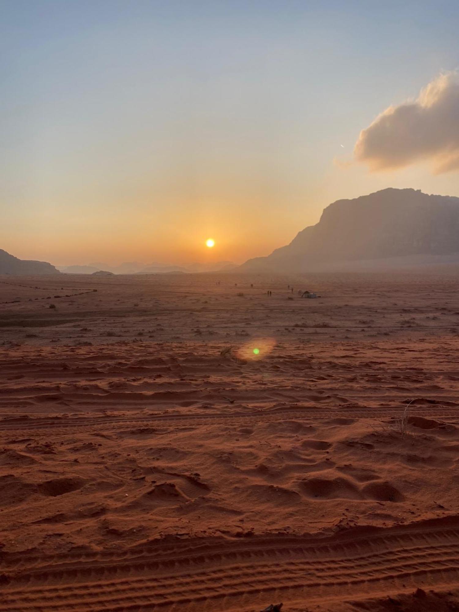Calm Camp Bed & Breakfast Wadi Rum Exterior foto