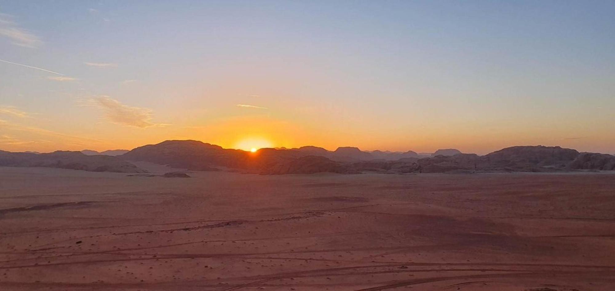 Calm Camp Bed & Breakfast Wadi Rum Exterior foto