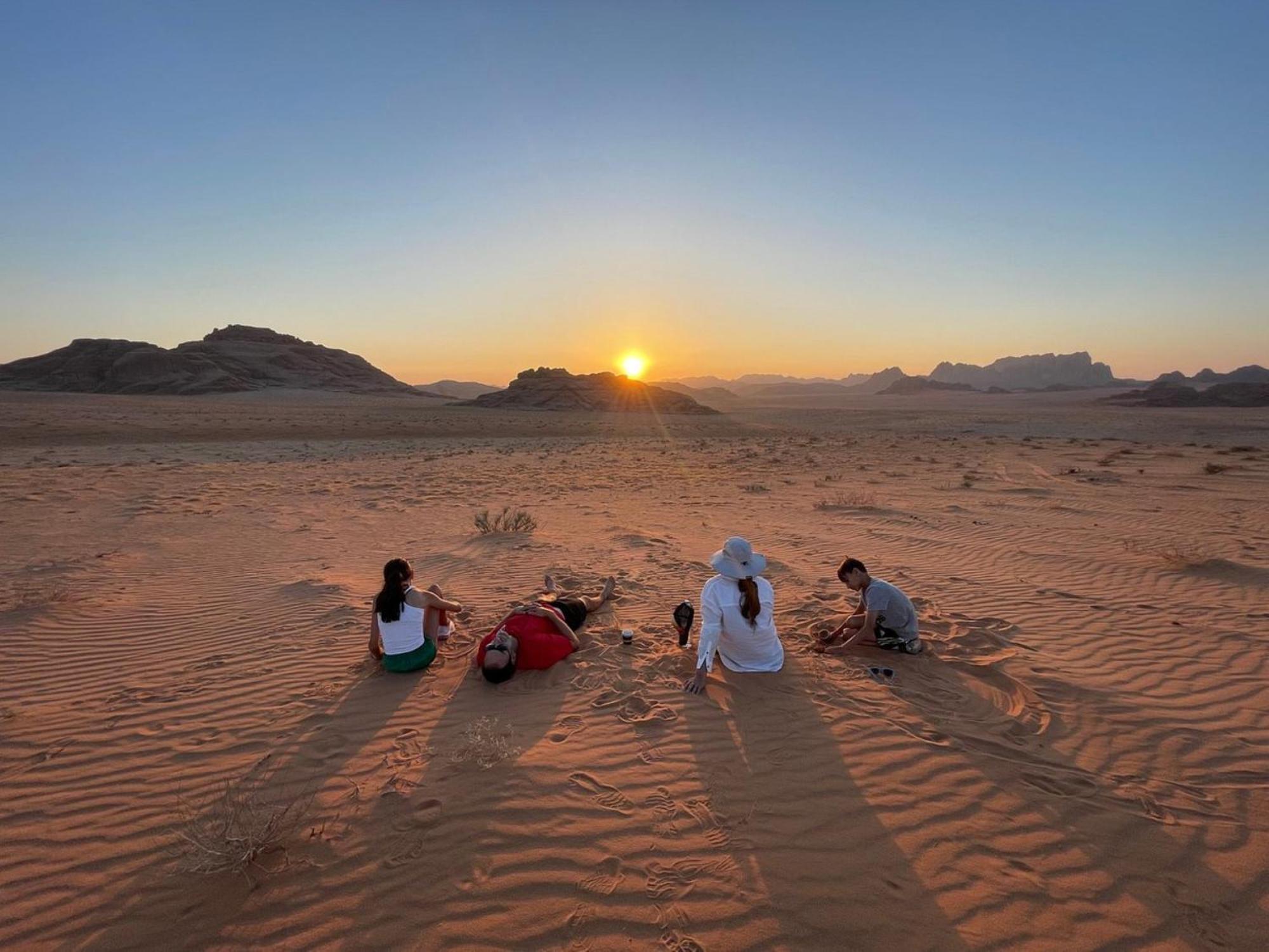 Calm Camp Bed & Breakfast Wadi Rum Exterior foto